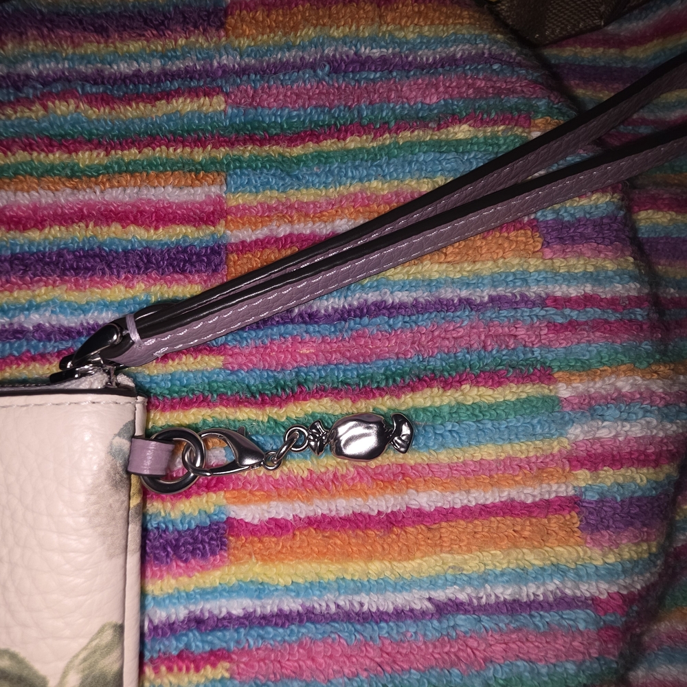 Coach Cream Leather Wristlet with Pastel Candy Motif - Picture 5 of 6
